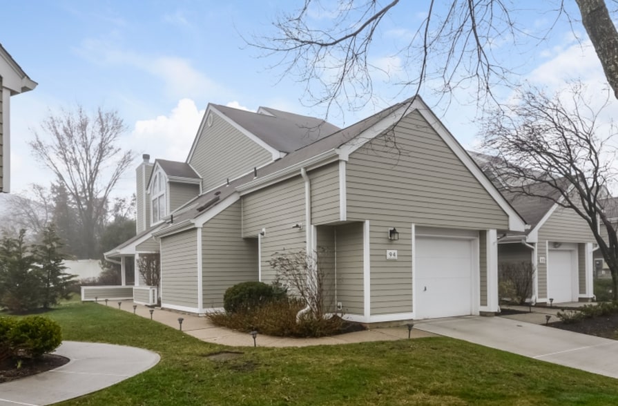 Building Photo - 94 Hagerman Ct