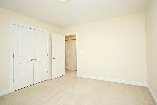 Building Photo - Dog-Friendly Brookwood Home Near UVA Medical Center & Downtown