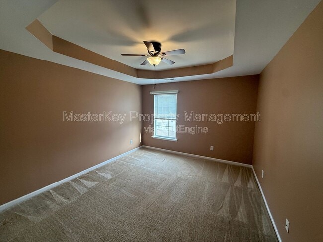 Building Photo - 105 Penncross Dr