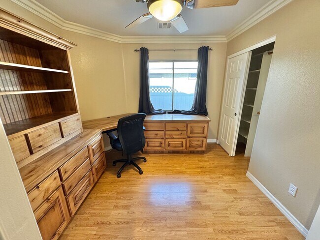 Building Photo - SINGLE STORY 4 BEDROOM HOME IN CUL DE SAC LOCATED IN NORTH LAS VEGAS