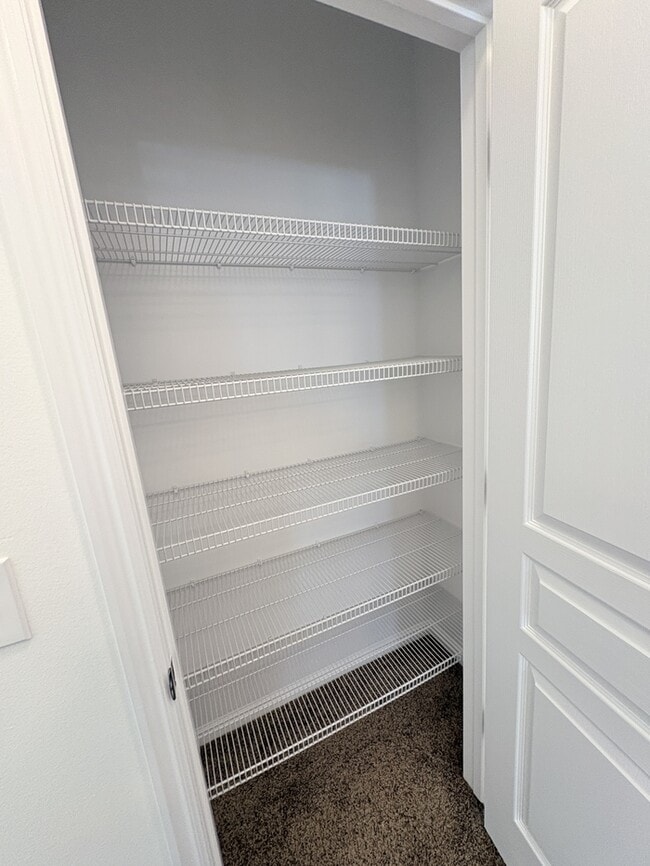 Building Photo - Peppercorn