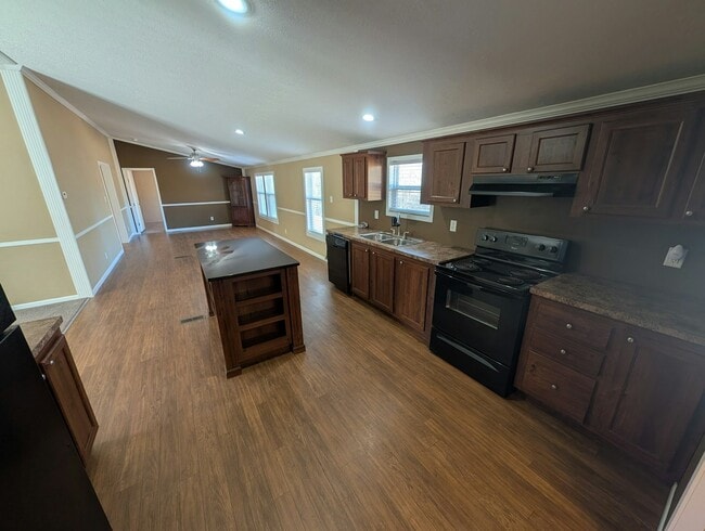 Building Photo - 8030 Hwy 53