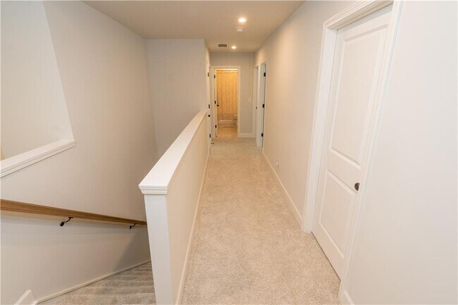 Building Photo - 1376 Maston Rd