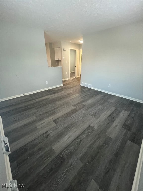 Building Photo - 2559 Edwin Ave