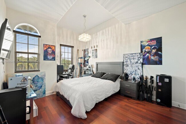 Building Photo - 1360 SW 142nd Ave