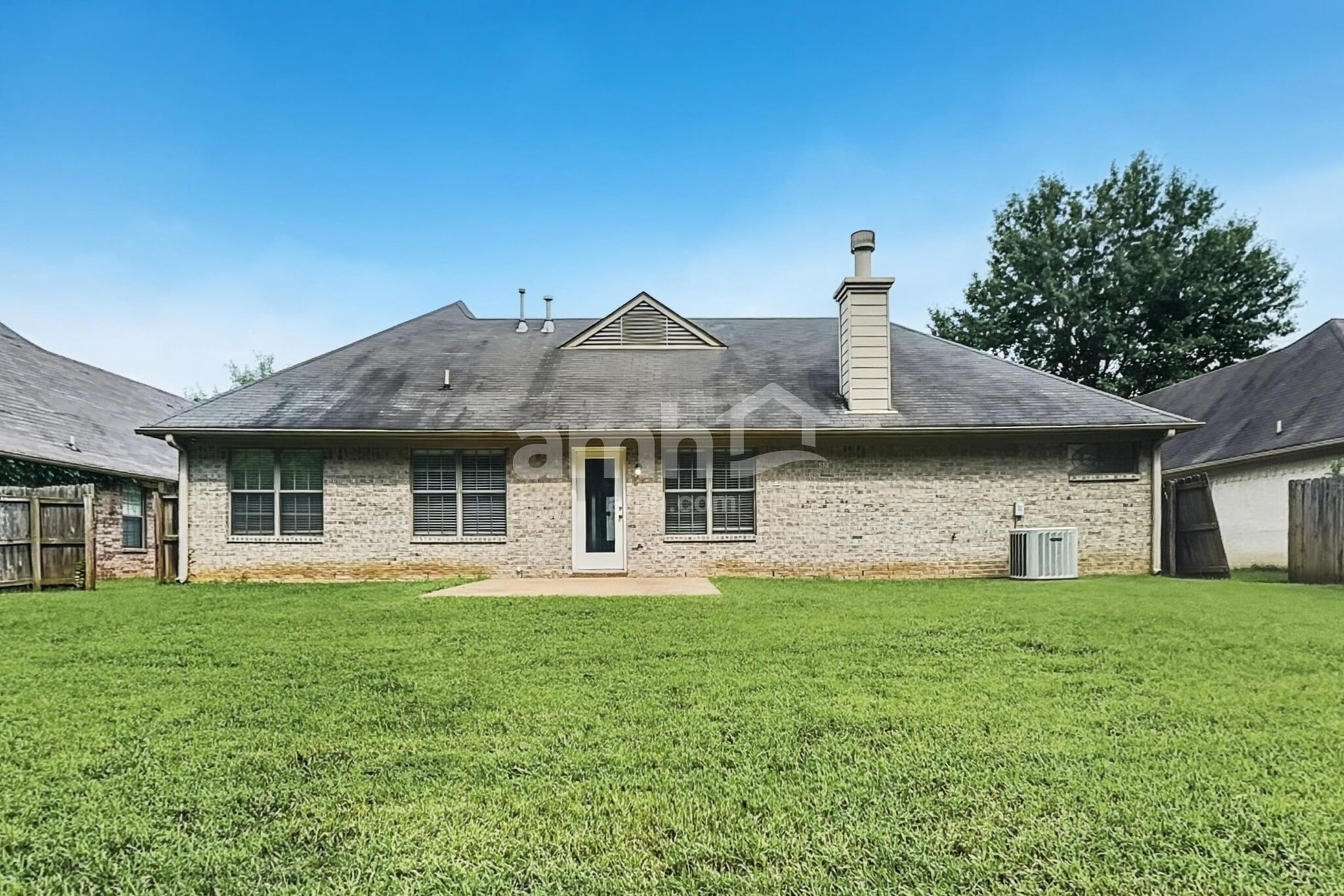 Building Photo - 1679 Farkleberry Dr