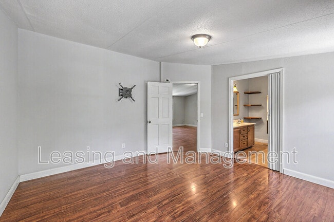 Building Photo - 3585 Riley Wright Rd