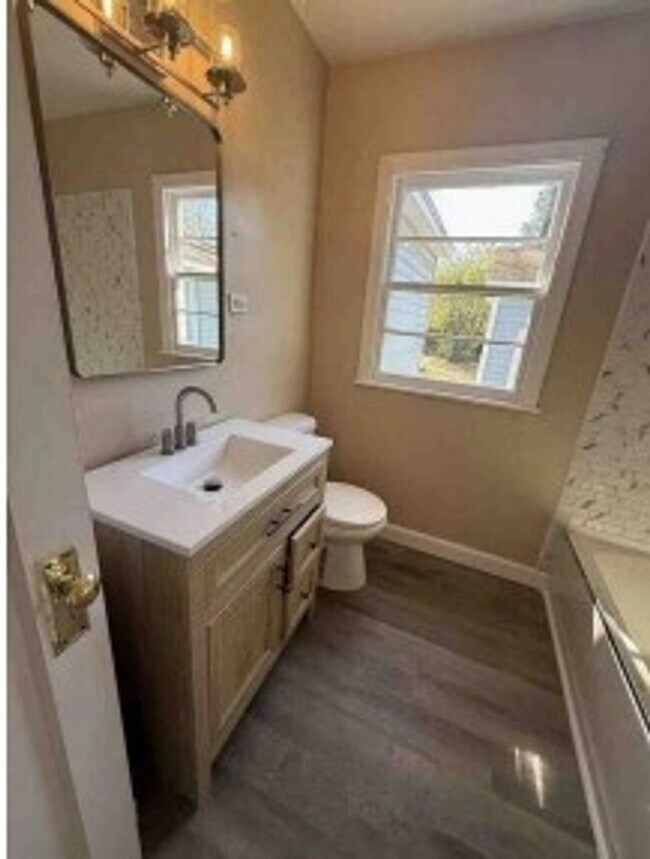 Building Photo - Charming 4BR House in Jackson
