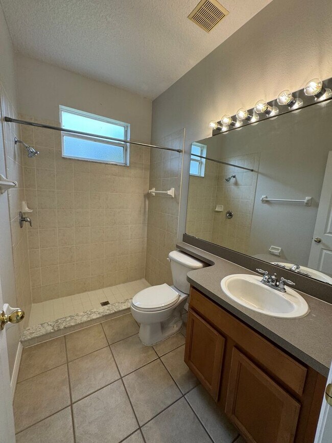 Building Photo - 10360 Sandy Marsh Ln