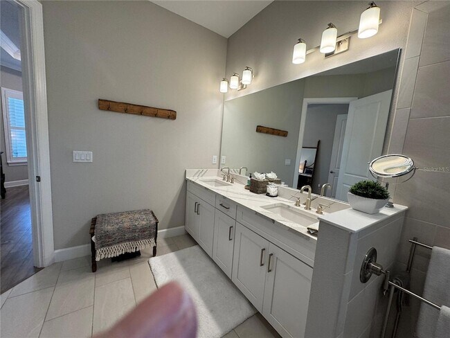 Building Photo - 16109 Umbria Pl