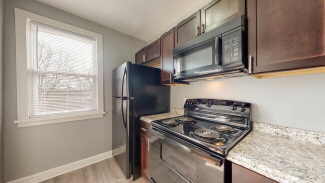 Building Photo - 6138 Macbeth Dr