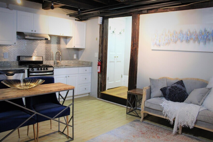 Building Photo - 1 Champney Pl
