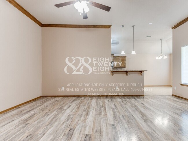 Building Photo - 2909 Line Dr