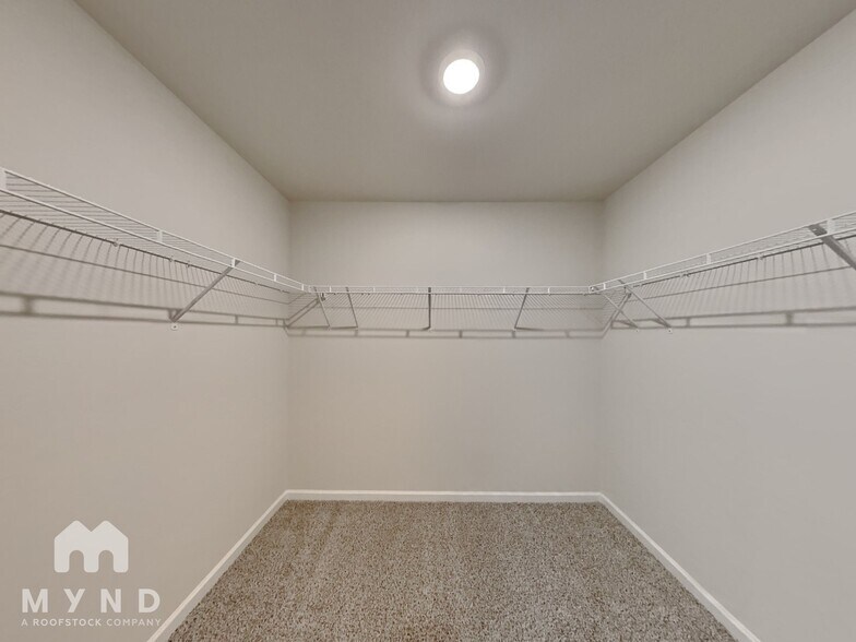 Building Photo - 554 Magnolia Dr