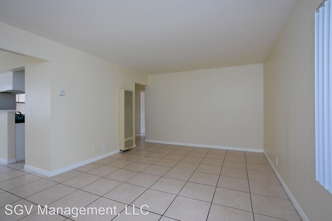 Building Photo - 1318-1326 Mountain Ave