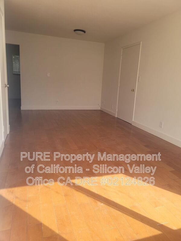 Building Photo - 68 N White Rd