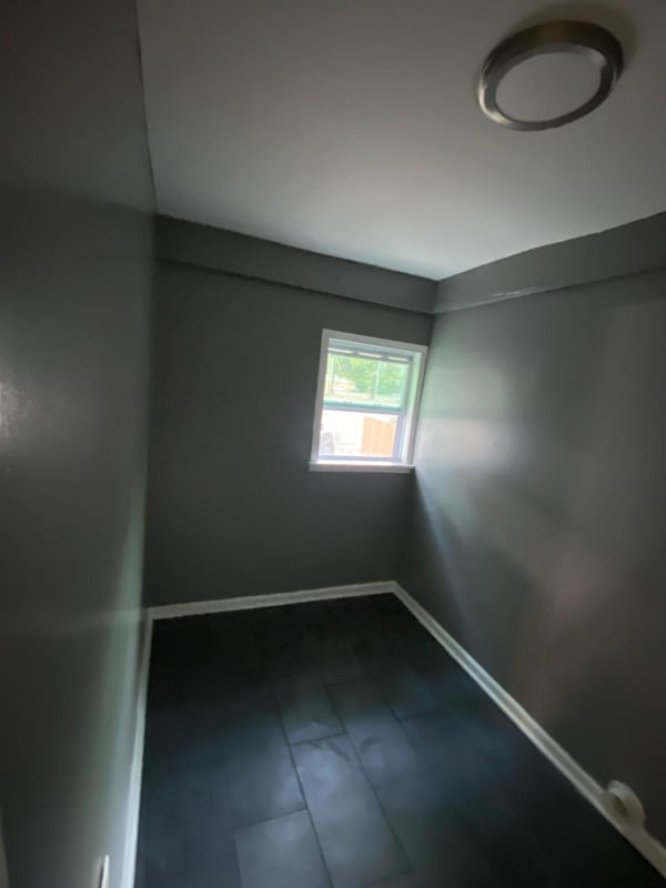 Building Photo - 1496 Dunmoor St