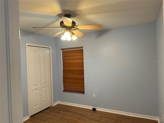 Building Photo - 917 Summer Breeze Dr
