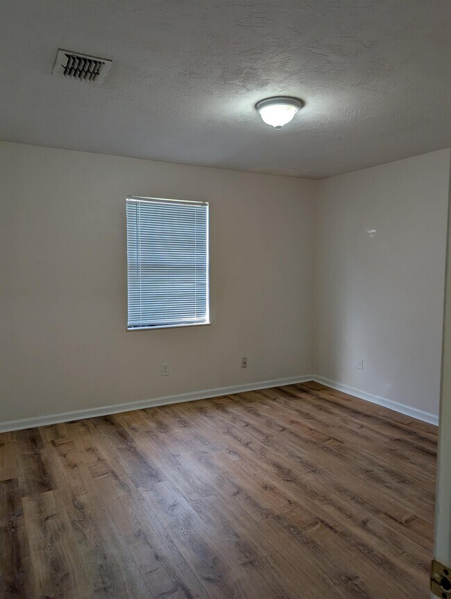 Building Photo - 3891 Osprey Cir