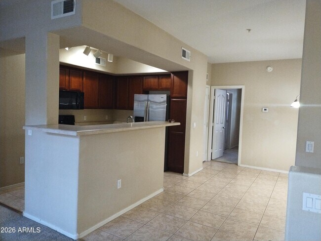 Building Photo - 16825 N 14th St