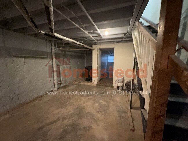 Building Photo - 356 Huntley Rd