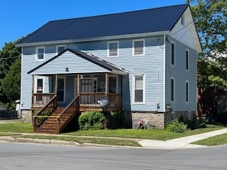 Apartment - 124 Aubrey Ave