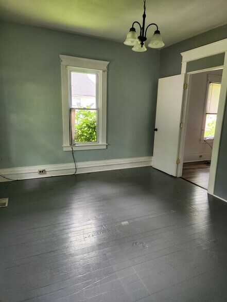 Bedroom 1 - 89 S Main St