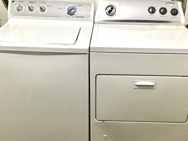 Building Photo - 1242 E Sherman Ave