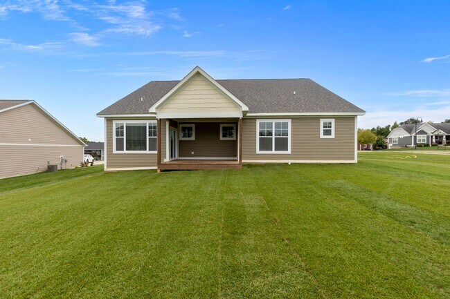 Building Photo - 2272 Heywood Mdws