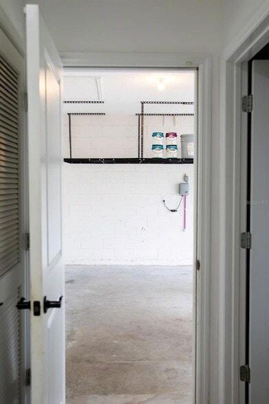 Building Photo - 8089 Pelican Reed Cir