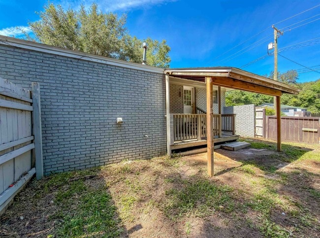 Building Photo - 2402 Atlas Rd
