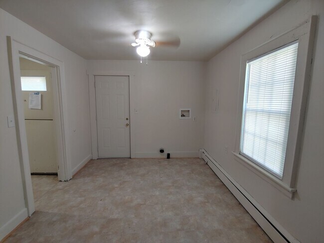 Building Photo - 2541BALLENTINE