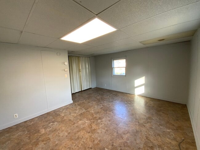 Building Photo - 226 Grace-