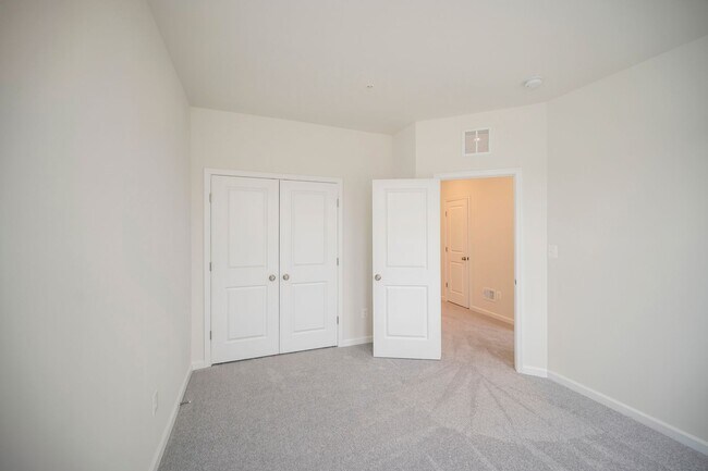 Building Photo - Close to everything!  Skyline at Embrey Mill!  Brand New Live and Work Townhomes.