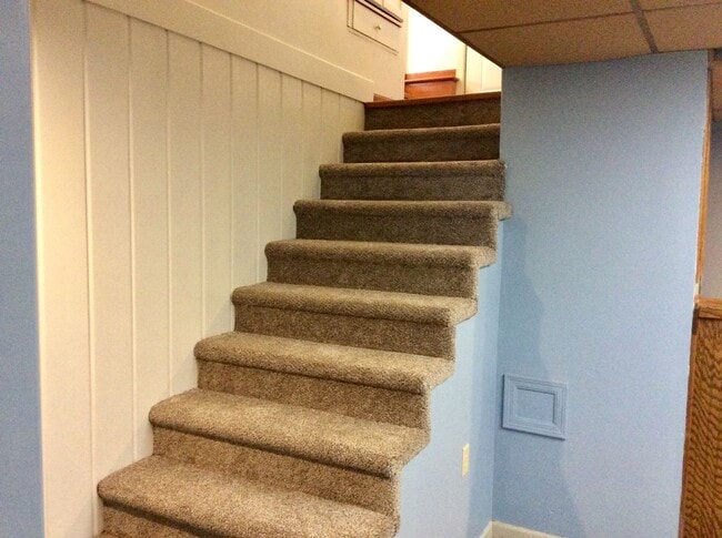 Building Photo - Single Family Home