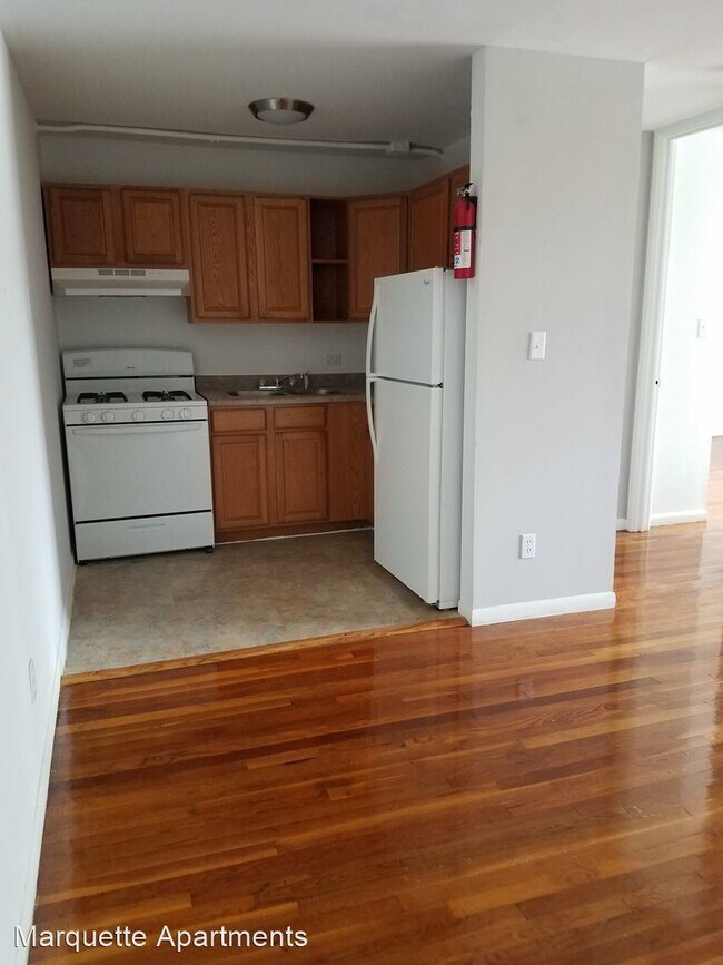 Primary Photo - 430 S Grand Blvd