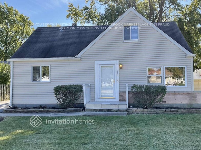 Primary Photo - 715 E Le Moyne Ave