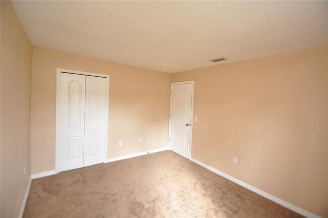 Building Photo - 65 Rolling Fern Dr