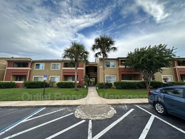 Primary Photo - 670 Kenwick Cir