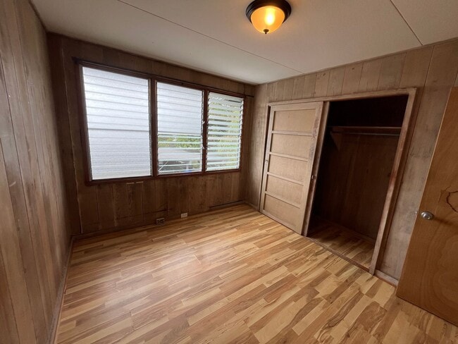 Building Photo - 2238 Aulii St