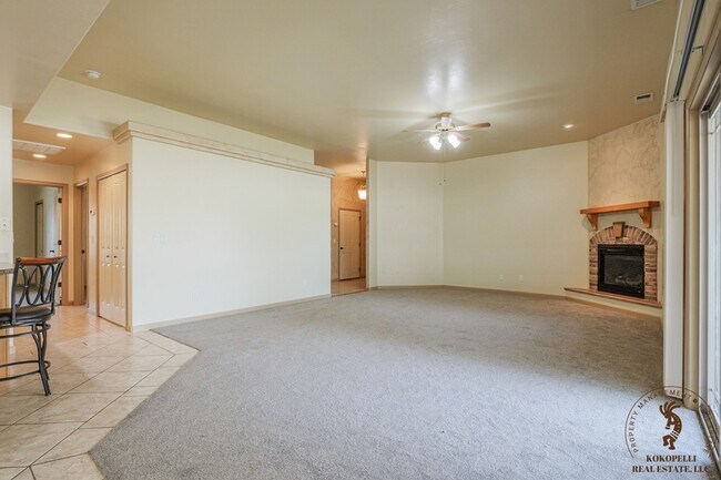 Building Photo - 3090 Aberdeen Ln