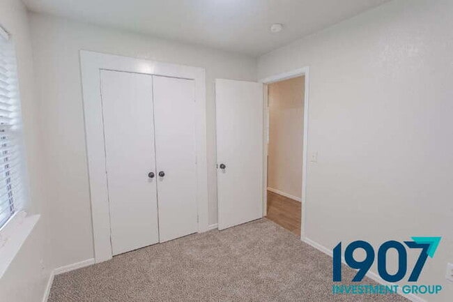 Building Photo - SPECIAL OFFER! Move In Now & Get 50% Off Y...