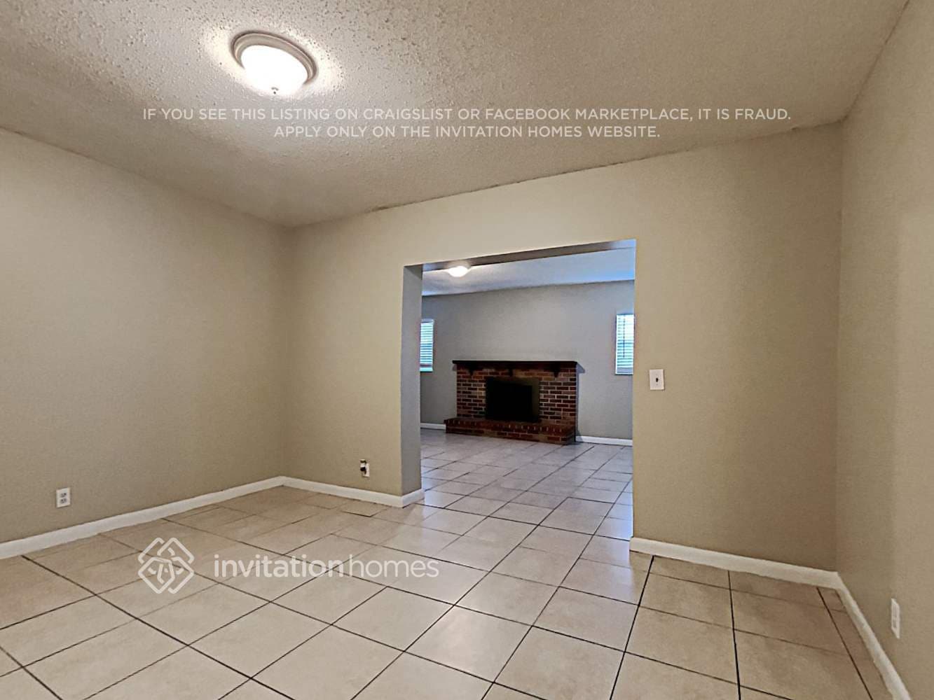 Building Photo - 512 E Hilda Dr