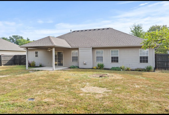 Building Photo - 3905 Jungle Tree Dr