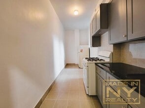Building Photo - 0 bedroom in REGO PARK NY 11374