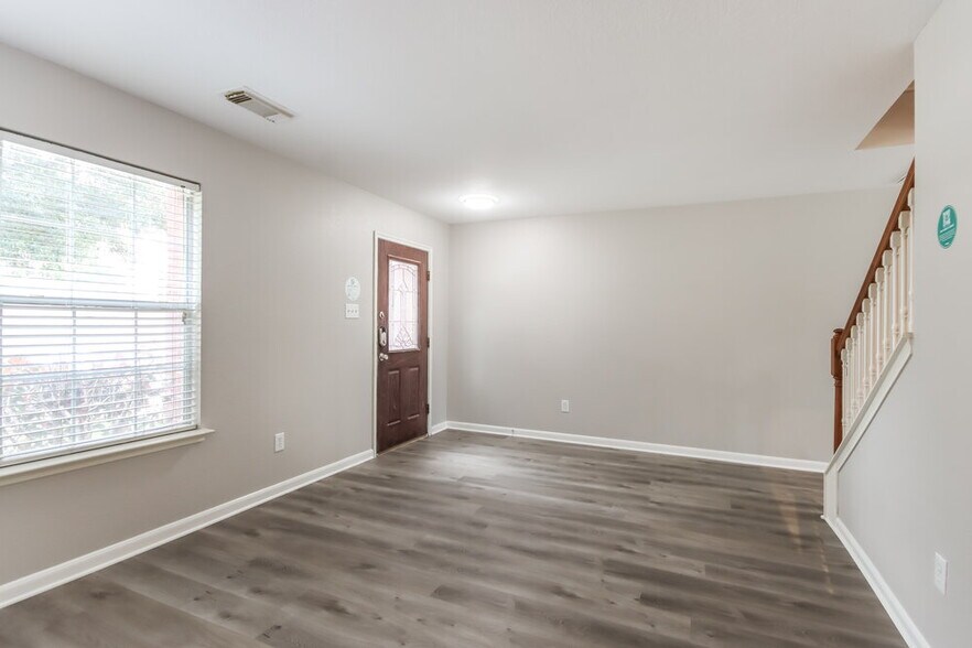 Building Photo - 6310 Cottage Stream Ln