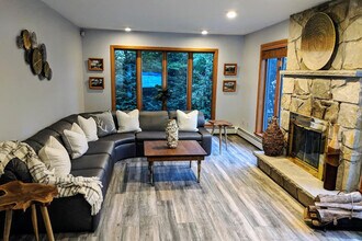 Building Photo - 66 Paquette Dr