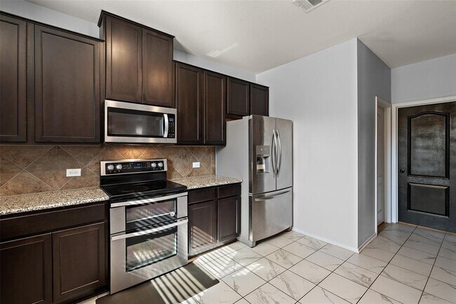 Building Photo - 205 Rocroi Dr