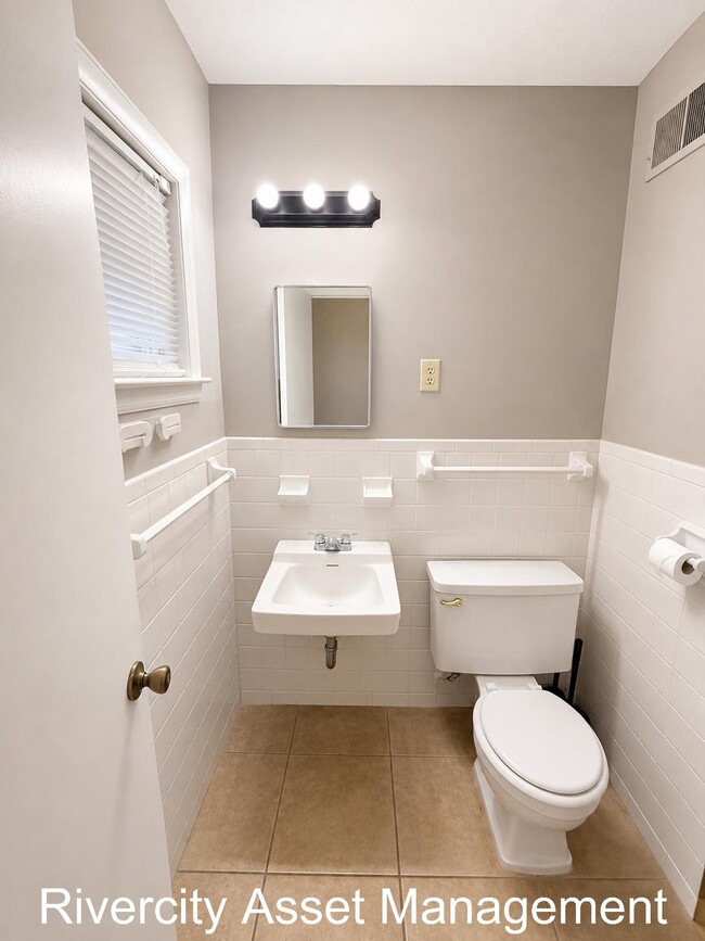 Building Photo - 5060 Childs Dr