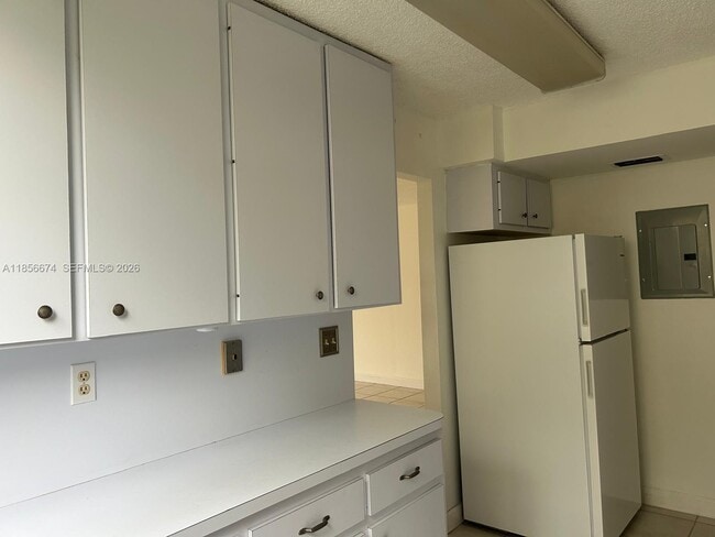 Building Photo - 3651 Environ Blvd